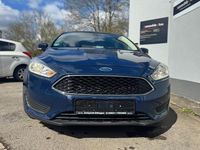 Usata Ford Focus 101 CV (74 kW) 2015 Blu Berlina
