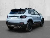 Gebraucht Jeep Avenger Overland 136 PS (100 kW) 2025 Storm grey mit dach in volcano black SUV
