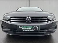 Używany VW Passat Conceptline 150 KM (110 kW) 2022 Szary Kombi