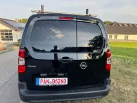 Gebraucht Opel Combo Selection 131 PS (96 kW) 2020 Onyx schwarz/black Van / Kleinbus