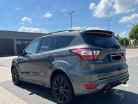 Gebraucht Ford Kuga ST-Line 242 PS (177 kW) 2018 Grau SUV