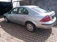 Gebraucht Ford Mondeo 150 PS (110 kW) 2003 Silber Limousine