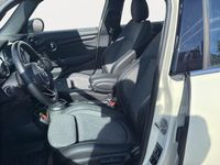 Gebraucht Mini Cooper D 116 PS (85 kW) 2017 Weiß Kleinwagen