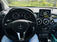 Gebraucht Mercedes B180 122 PS (89 kW) 2013 Van / Kleinbus