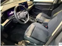 Gebraucht VW Golf VIII Style 150 PS (110 kW) 2025 Andere Limousine