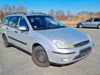 Second-hand Ford Focus 101 CP (74 kW) 2004 Argintiu Break