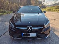 Gebraucht Mercedes CLA180 122 PS (89 kW) 2016 Schwarz Limousine