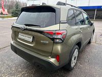 Neu Subaru Forester Active 136 PS (100 kW) 2025 Autumn green SUV