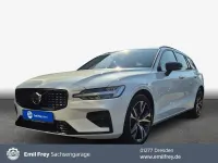 Gebraucht Volvo V60 Plus 197 PS (144 kW) 2025 Weiß Kombi