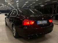 Gebraucht BMW 325 218 PS (160 kW) 2011 Schwarz Limousine