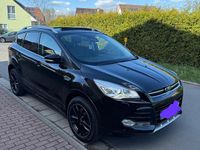 Gebraucht Ford Kuga Individual 180 PS (132 kW) 2015 Schwarz SUV