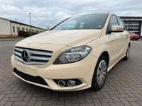 Gebraucht Mercedes B180 109 PS (80 kW) 2014 Beige Van / Kleinbus
