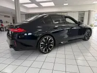 Gebraucht BMW 540 M Sport 303 PS (222 kW) 2025 Carbonschwarz Limousine