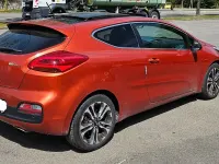 Gebraucht Kia ProCeed Spirit 135 PS (99 kW) 2013 Orange Kleinwagen