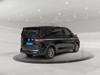 Gebraucht VW Multivan Style 150 PS (110 kW) 2023 Schwarz Van