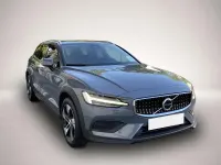 Gebraucht Volvo V60 CC Plus 197 PS (144 kW) 2023 Manufacturer Kombi