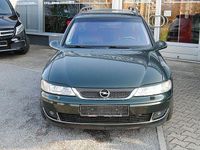 Gebraucht Opel Vectra Sport 147 PS (108 kW) 2000 Grün Kombi