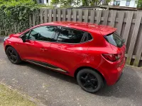 Gebraucht Renault Clio LIMITED 90 PS (66 kW) 2018 Rot Limousine