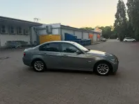 Gebraucht BMW 320 150 PS (110 kW) 2005 Grau Limousine