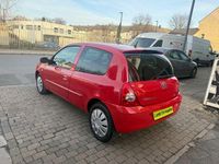 Occasion Renault Clio II Authentique 58 ch (42 kW) 2009 Rouge
