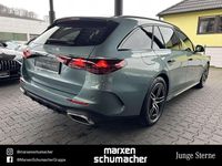 Gebraucht Mercedes E300 Premium 313 PS (230 kW) 2024 Lack verdesilber Kombi
