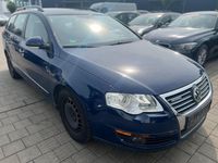 Gebraucht VW Passat 105 PS (77 kW) 2008 Blau Kombi