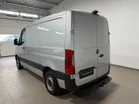 Gebraucht Mercedes Sprinter 114 PS (83 kW) 2024 Iridium silber Van