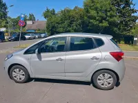Gebraucht Hyundai ix20 90 PS (66 kW) 2012 Silber Kleinwagen