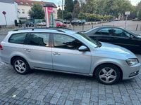 Gebraucht VW Passat 140 PS (102 kW) 2012 Silber Kombi