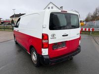 Gebraucht Toyota Proace 116 PS (85 kW) 2018 Weiß Van / Kleinbus