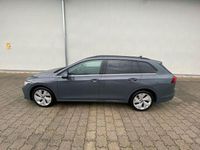 Second-hand VW Golf VIII Style 150 CP (110 kW) 2025 Albastru Berlinǎ