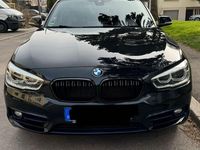 Gebraucht BMW 120 Sport Line 190 PS (139 kW) 2016 Schwarz Kleinwagen