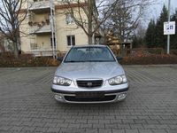 Gebraucht Hyundai Elantra GLS 107 PS (78 kW) 2003 Silber Limousine