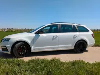 Gebraucht Skoda Octavia RS 230 PS (169 kW) 2017 Weiß Kombi