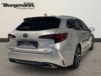 Nowe Toyota Corolla 178 KM (130 kW) 2025 Srebrny Kombi