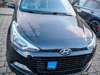 Gebraucht Hyundai i20 Active 120 PS (88 kW) 2018 Schwarz Kleinwagen