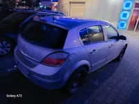 Gebraucht Opel Astra 105 PS (77 kW) 2005 Silber Kleinwagen
