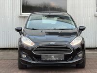 Gebraucht Ford Fiesta Titanium 125 PS (91 kW) 2017 Iridiumschwarz metallic Kleinwagen