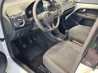 Second-hand VW up! 65 CP (47 kW) 2020 Alb Hatchback