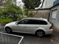 Second-hand BMW 320 184 CP (135 kW) 2012 Alb Break