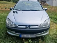 Gebraucht Peugeot 206 70 PS (51 kW) 2004 Silber Kleinwagen