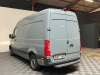 Gebraucht Mercedes Sprinter 170 PS (125 kW) 2022 Grau Van