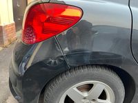 Gebraucht Peugeot 207 75 PS (55 kW) 2009 Schwarz Kleinwagen