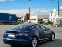 Second-hand Tesla Model S 243 kW (331 CP) 2017 Albastru Hatchback