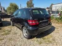 Gebraucht Mercedes B200 136 PS (100 kW) 2008 Schwarz Van / Kleinbus