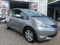 Gebraucht Honda Jazz Trend 90 PS (66 kW) 2010 Silber Kleinwagen
