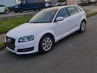 Gebraucht Audi A3 Ambiente 125 PS (91 kW) 2011 Weiß Limousine