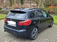 gebraucht BMW 218 Active Tourer d Sport Line TÜV NEU 1.Hand PDC