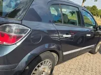 Gebraucht Opel Astra 90 PS (66 kW) 2009 Limousine