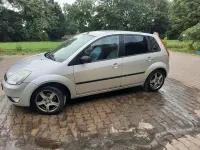Gebraucht Ford Fiesta 80 PS (58 kW) 2005 Silber Kleinwagen
